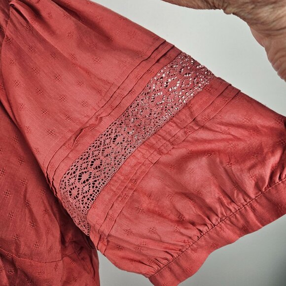 Universal Thread Women's Size 4X Rust Lace Boho Tunic Top Button Closure Casual - Picture 6 of 11